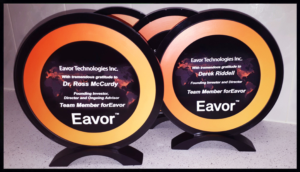 CNC Machine die-cutting, Direct Printing, Printed Decal, Engraving, & Custom Stand